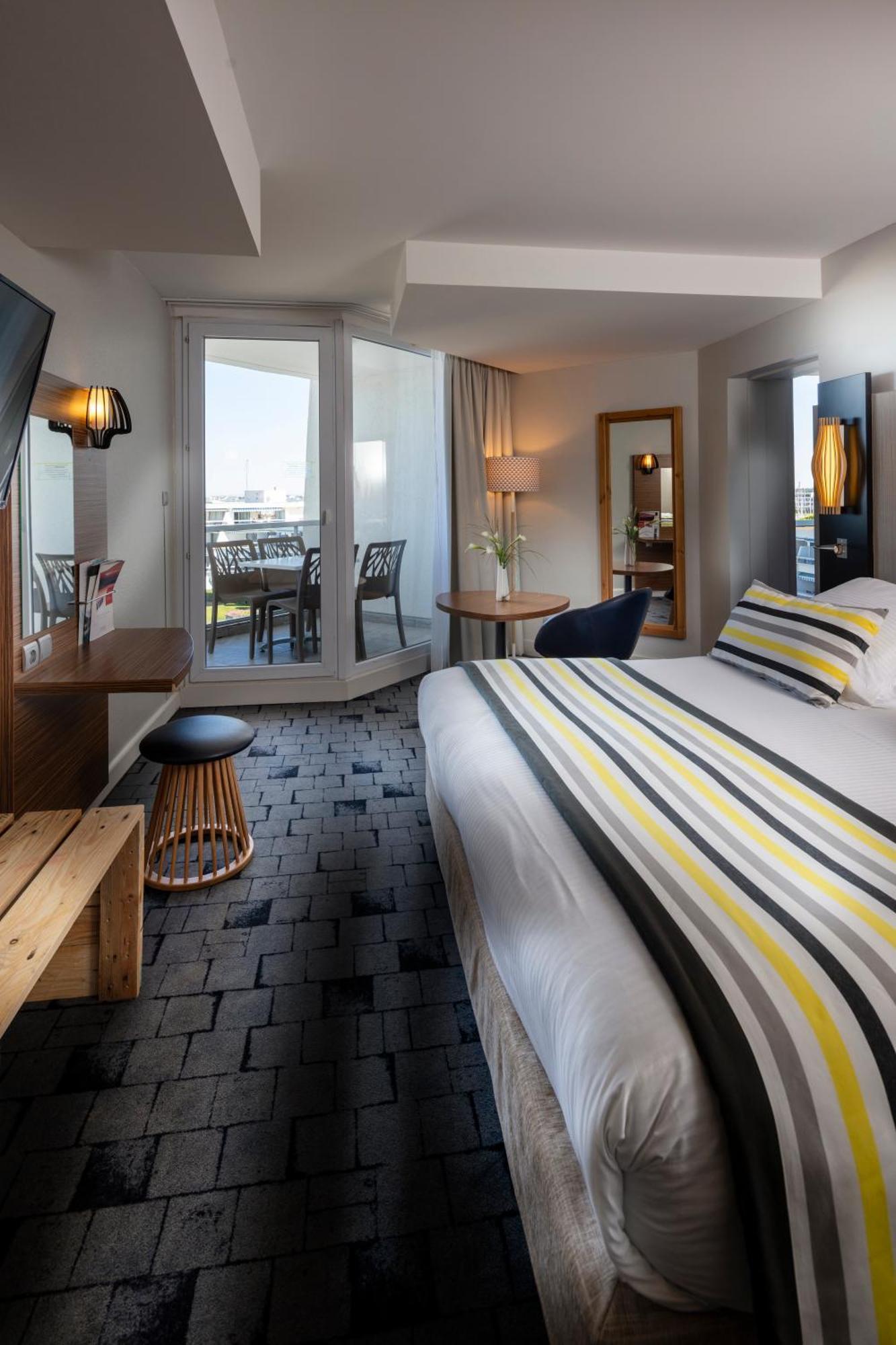 Hotel Thalazur Port-camargue - & 4*