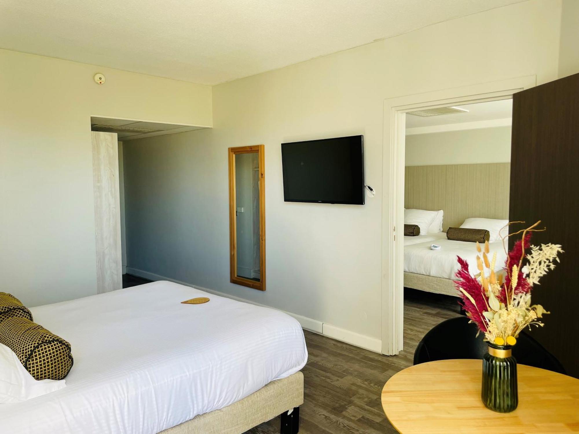 Hotel Thalazur Port-camargue - & 4*